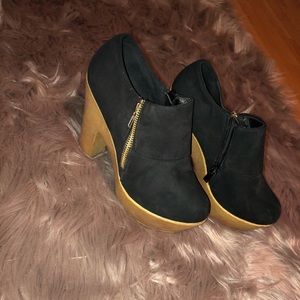Booties size 8 , worn twice